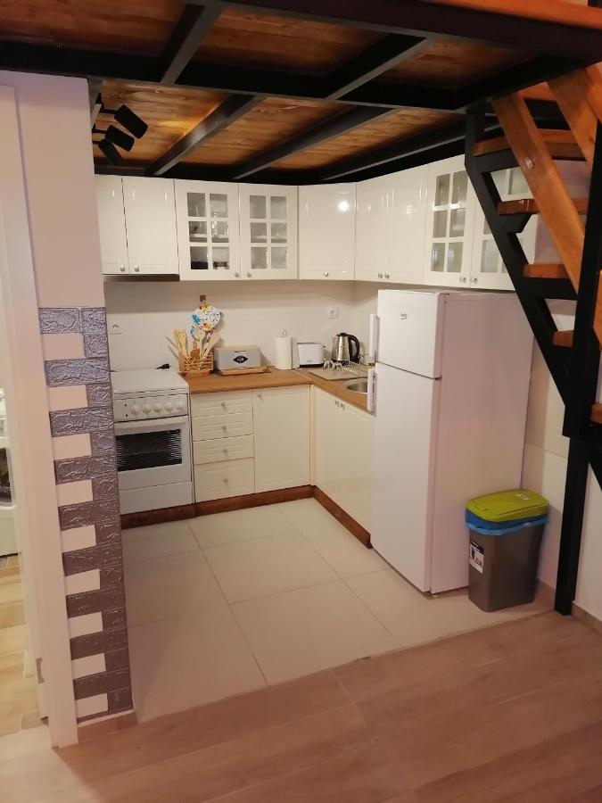 Apartman Stimac Petrovaradin Eksteriør bilde