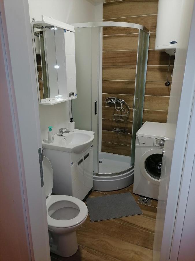 Apartman Stimac Petrovaradin Eksteriør bilde