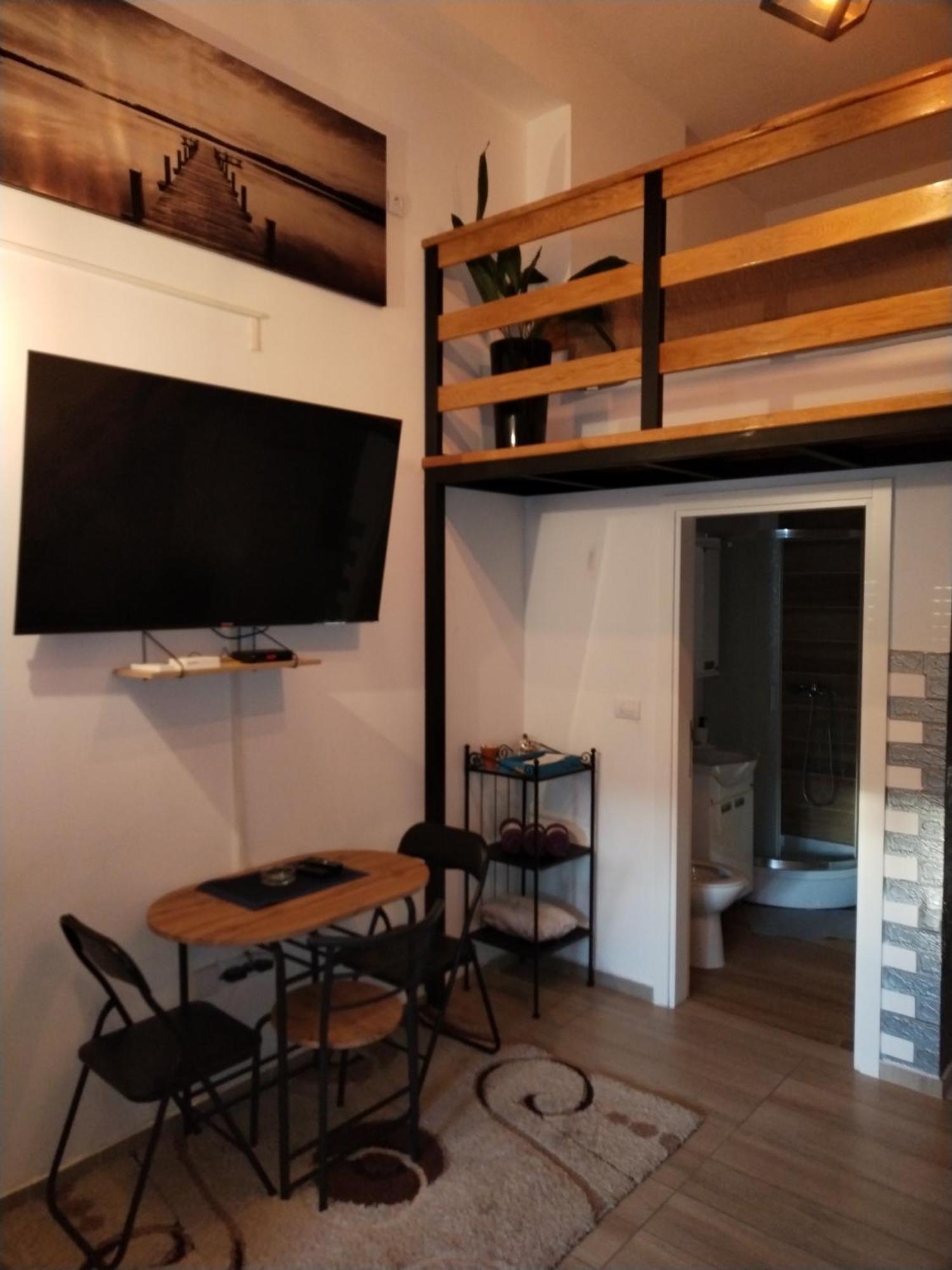Apartman Stimac Petrovaradin Eksteriør bilde